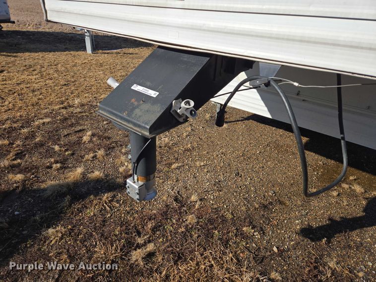 image for item EV5563 2000 Fleetwood Wilderness camper