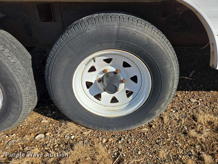 image for item EV5563 2000 Fleetwood Wilderness camper