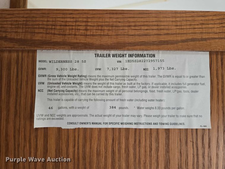 image for item EV5563 2000 Fleetwood Wilderness camper