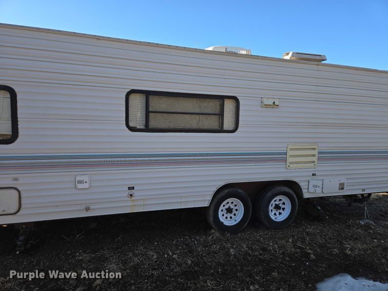 image for item EV5564 1996 Skyline Nomad camper