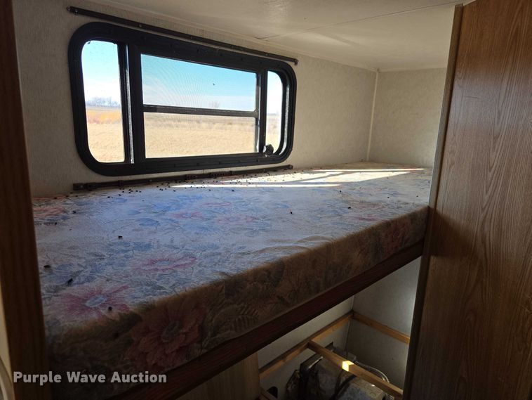 image for item EV5564 1996 Skyline Nomad camper