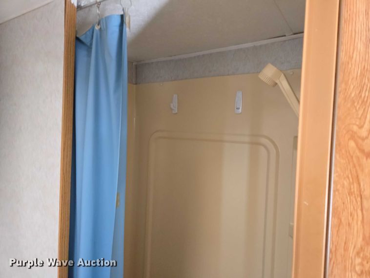 image for item EV5564 1996 Skyline Nomad camper