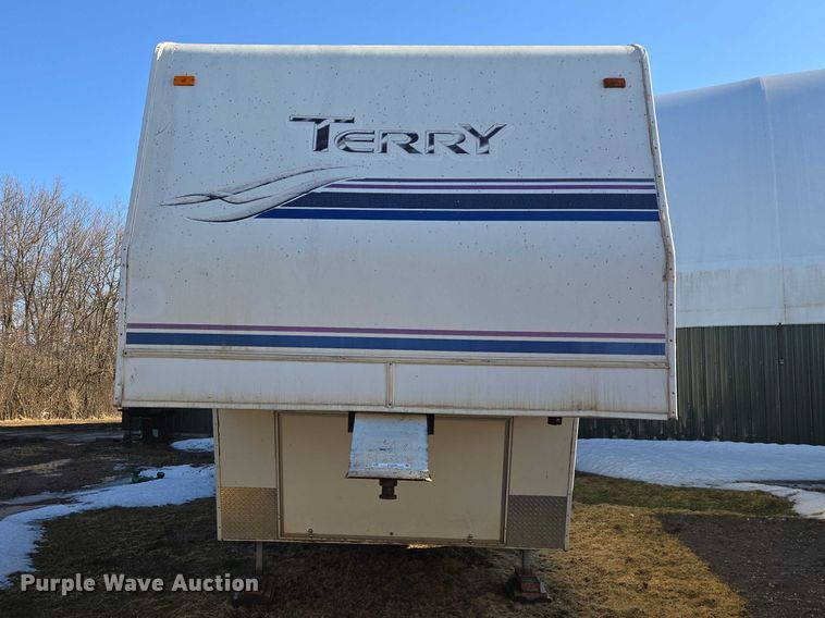 image for item EV5566 1998 Fleetwood Terry camper