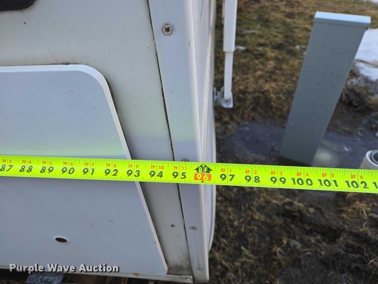 image for item EV5566 1998 Fleetwood Terry camper