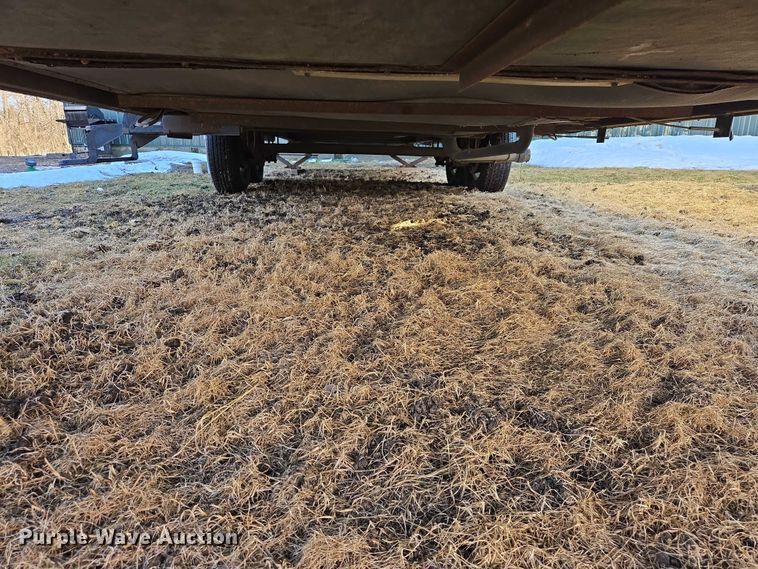 image for item EV5566 1998 Fleetwood Terry camper