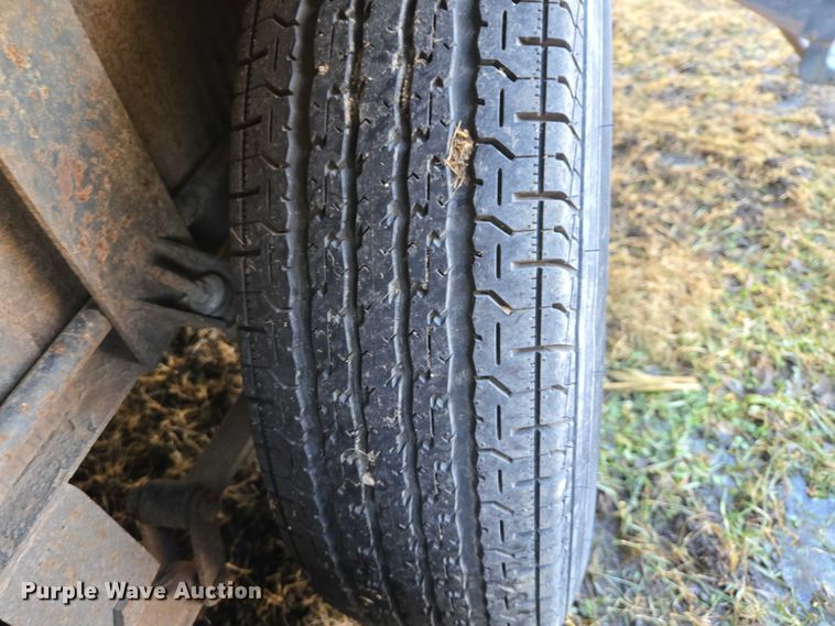 image for item EV5566 1998 Fleetwood Terry camper