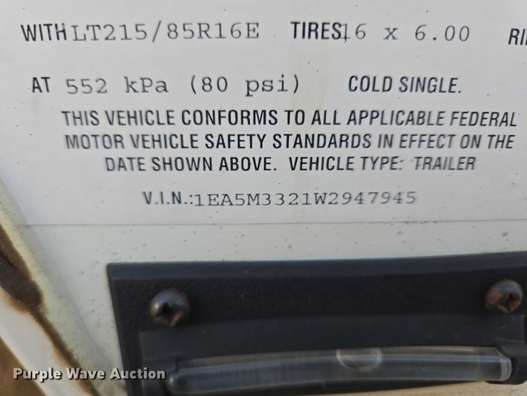 image for item EV5566 1998 Fleetwood Terry camper