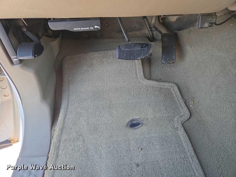 image for item EV5588 2005 Ford F250 Super Duty Ext. Cab pickup truck