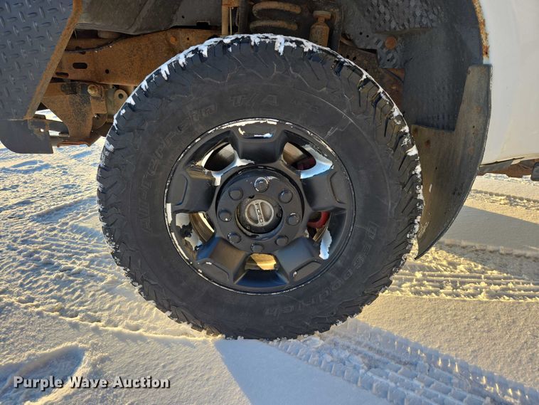 image for item EV5588 2005 Ford F250 Super Duty Ext. Cab pickup truck