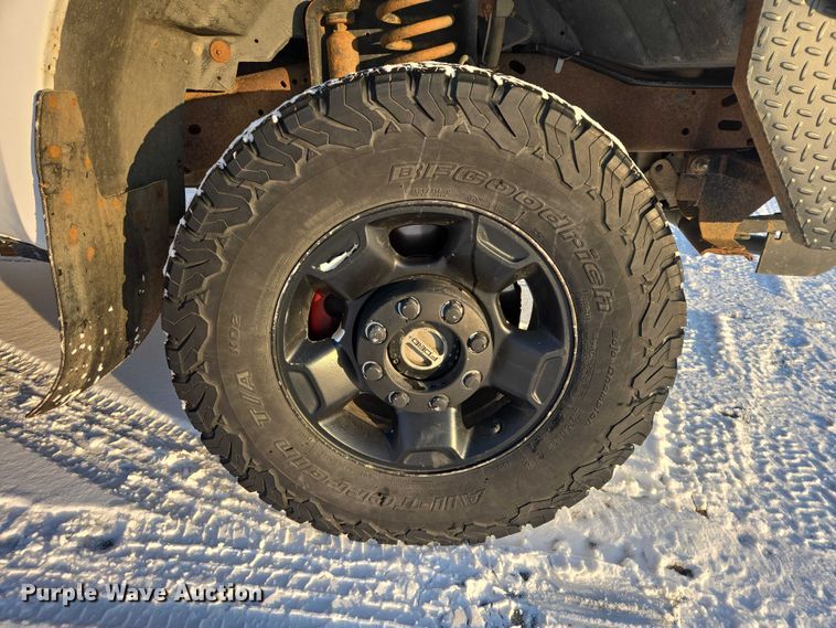 image for item EV5588 2005 Ford F250 Super Duty Ext. Cab pickup truck