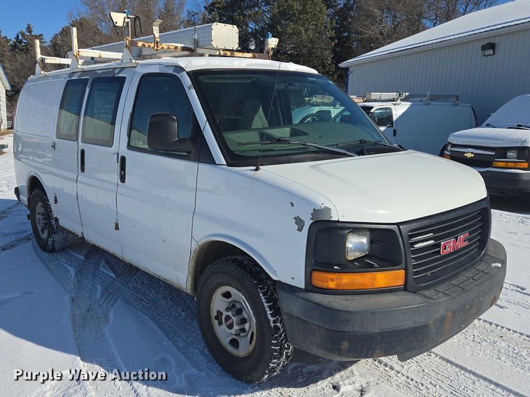 image for item EV5590 2009 GMC Savana 2500 van