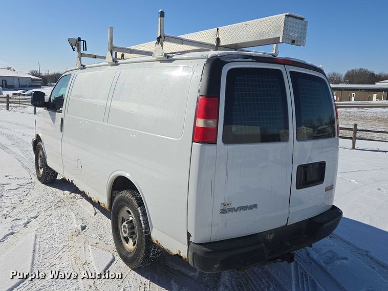 image for item EV5590 2009 GMC Savana 2500 van