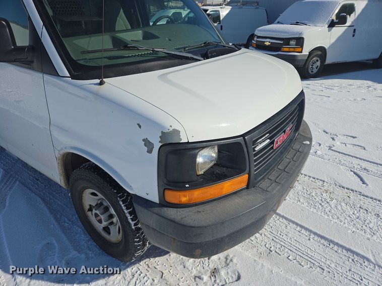image for item EV5590 2009 GMC Savana 2500 van