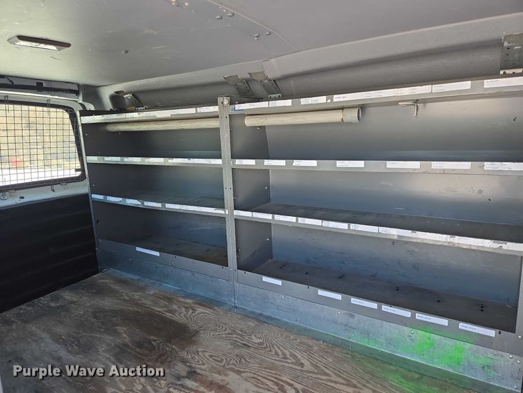 image for item EV5590 2009 GMC Savana 2500 van