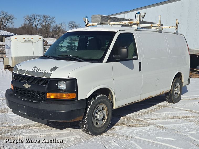 2010 Chevrolet Express 2500 van