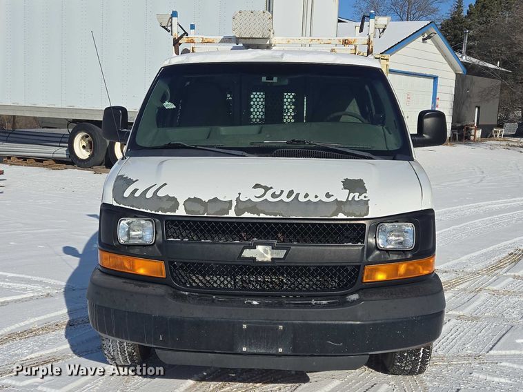 image for item EV5591 2010 Chevrolet Express 2500 van