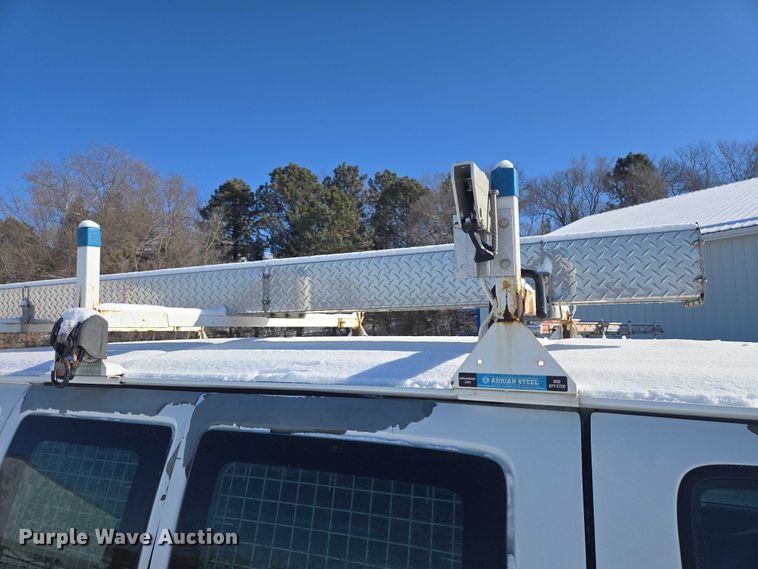 image for item EV5591 2010 Chevrolet Express 2500 van