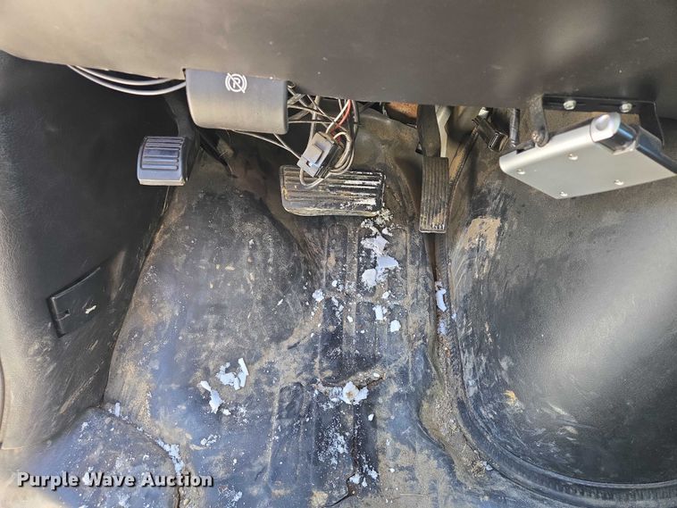 image for item EV5591 2010 Chevrolet Express 2500 van