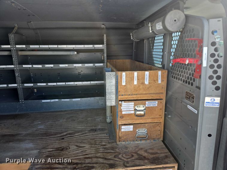 image for item EV5591 2010 Chevrolet Express 2500 van