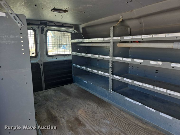 image for item EV5591 2010 Chevrolet Express 2500 van