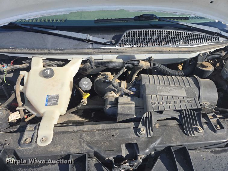 image for item EV5591 2010 Chevrolet Express 2500 van
