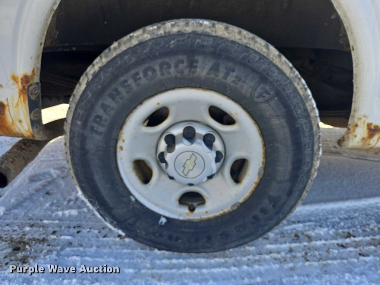 image for item EV5591 2010 Chevrolet Express 2500 van