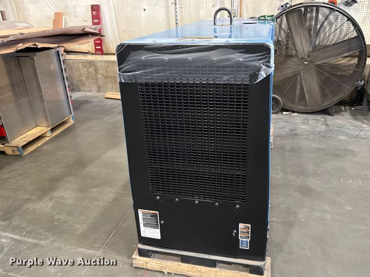 image for item EV7523 Miller Big Blue 600 Air Pak welder/generator