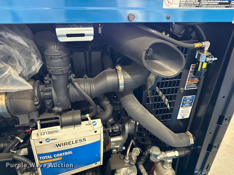 image for item EV7523 Miller Big Blue 600 Air Pak welder/generator