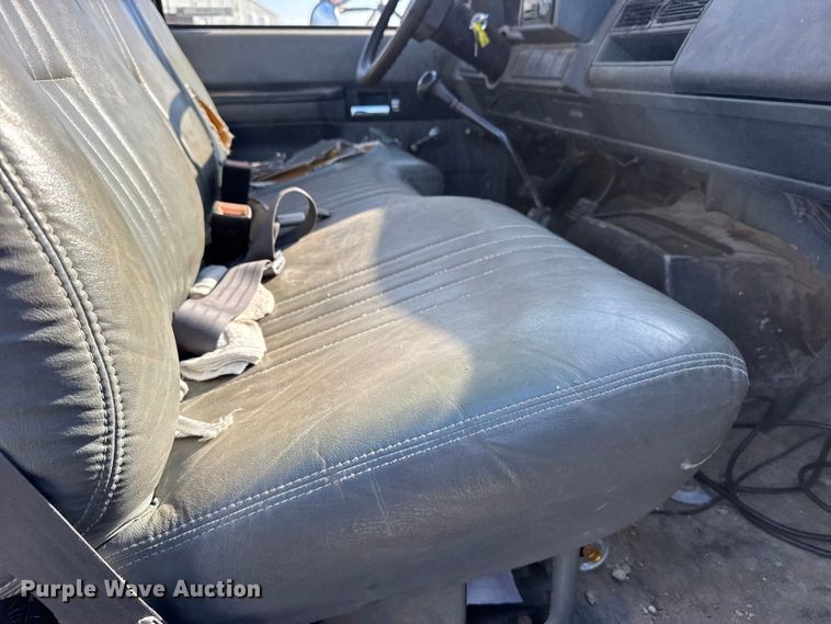 image for item FB0704 1997 Chevrolet C6 flatbed truck