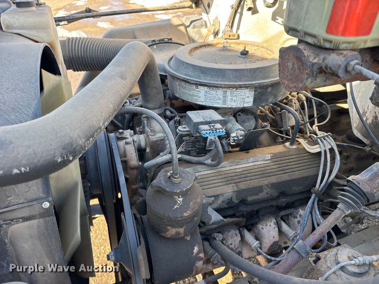 image for item FB0704 1997 Chevrolet C6 flatbed truck