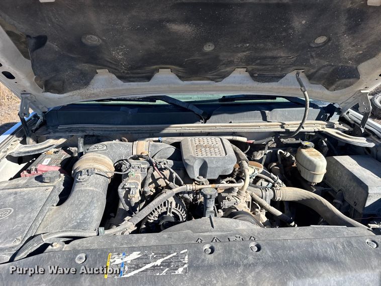 image for item FB0904 2008 Chevrolet Silverado 2500HD Crew Cab pickup truck