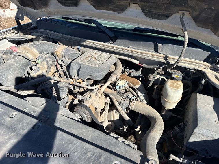 image for item FB0904 2008 Chevrolet Silverado 2500HD Crew Cab pickup truck