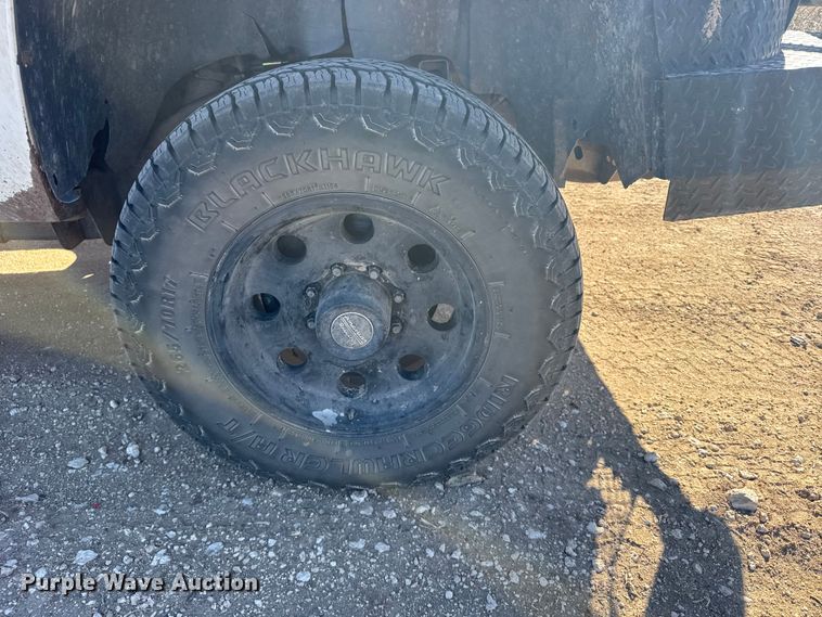 image for item FB0904 2008 Chevrolet Silverado 2500HD Crew Cab pickup truck