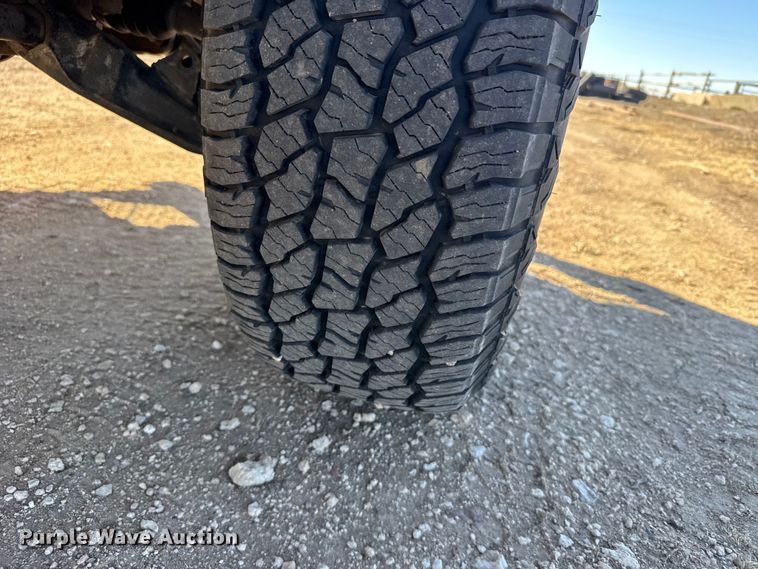 image for item FB0904 2008 Chevrolet Silverado 2500HD Crew Cab pickup truck