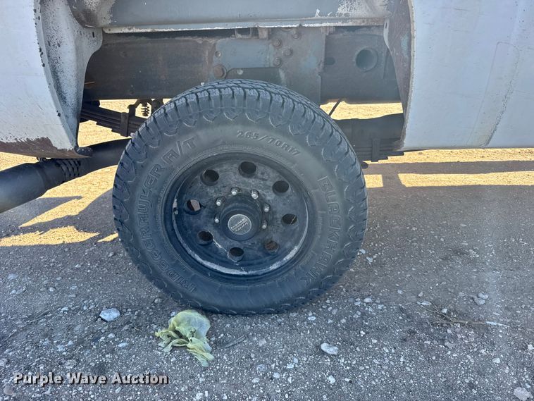 image for item FB0904 2008 Chevrolet Silverado 2500HD Crew Cab pickup truck