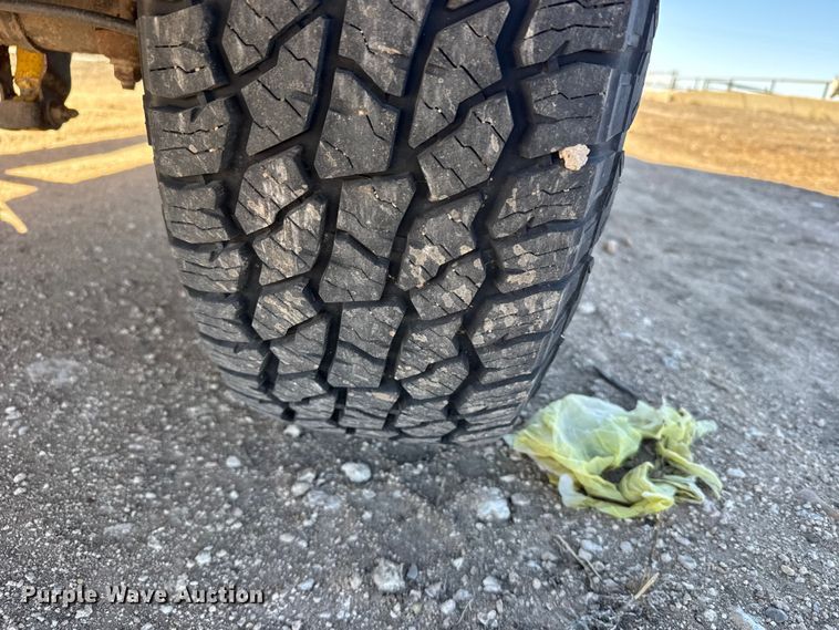 image for item FB0904 2008 Chevrolet Silverado 2500HD Crew Cab pickup truck