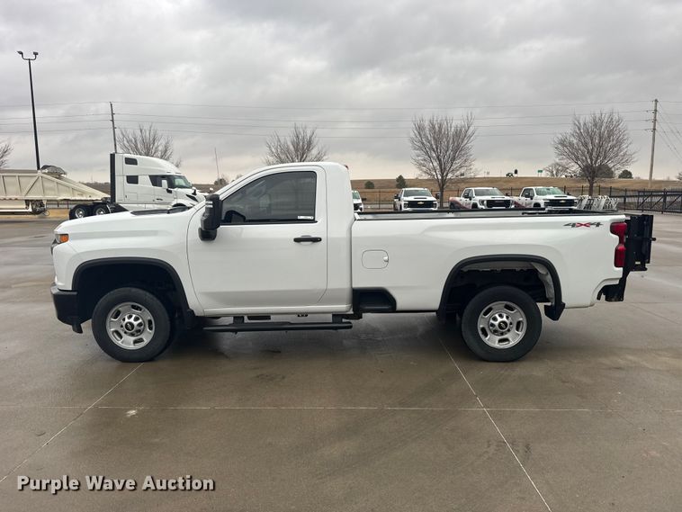 image for item FB0932 2022 Chevrolet Silverado 2500HD pickup truck