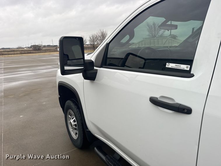 image for item FB0932 2022 Chevrolet Silverado 2500HD pickup truck