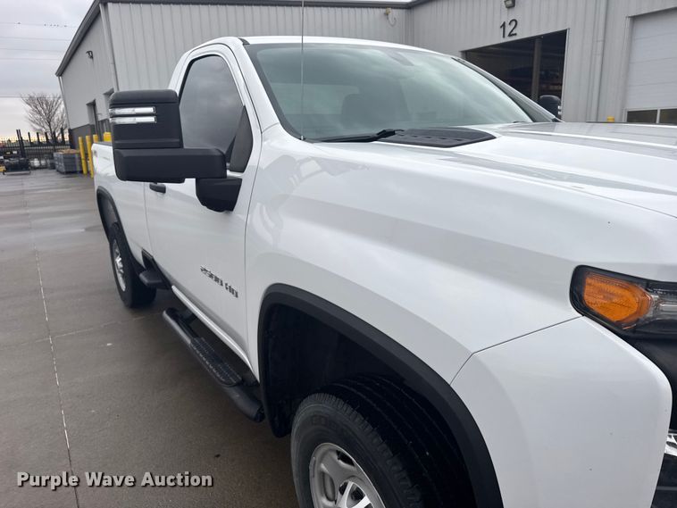 image for item FB0932 2022 Chevrolet Silverado 2500HD pickup truck