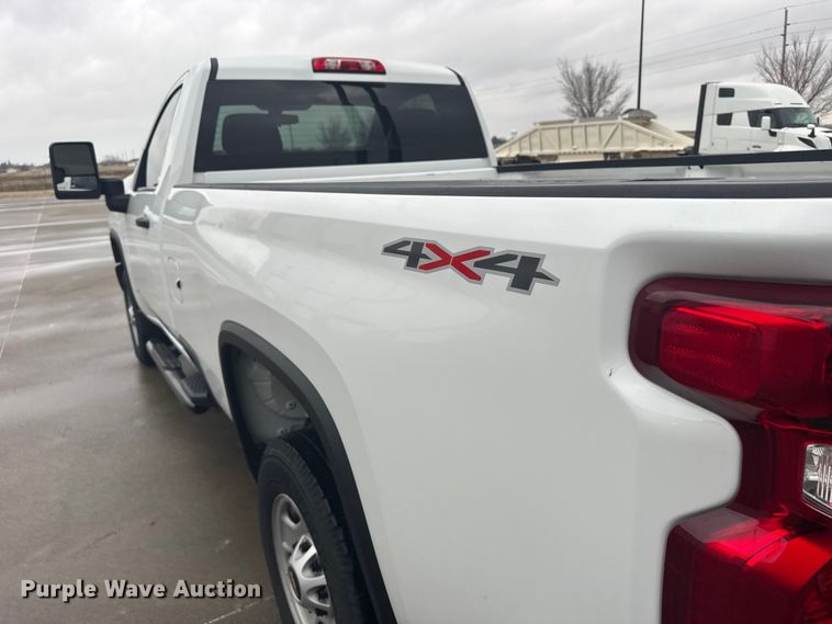 image for item FB0932 2022 Chevrolet Silverado 2500HD pickup truck