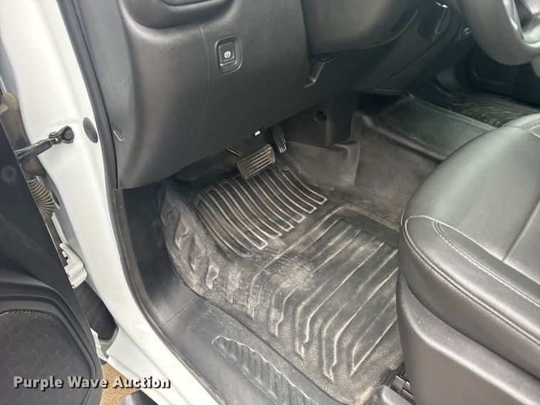 image for item FB0932 2022 Chevrolet Silverado 2500HD pickup truck