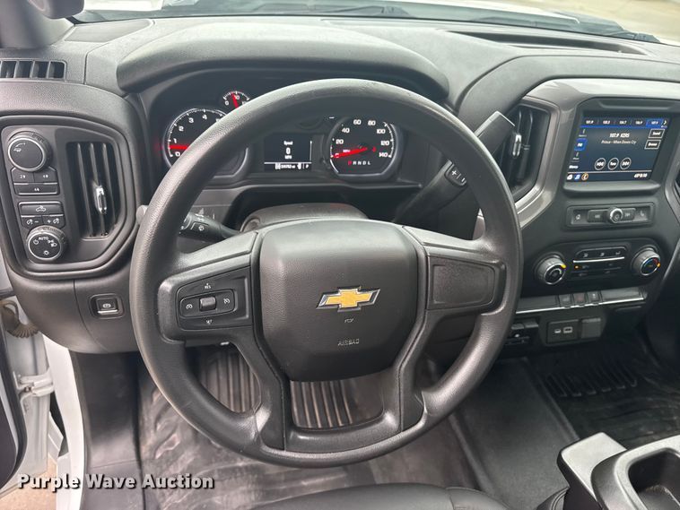 image for item FB0932 2022 Chevrolet Silverado 2500HD pickup truck