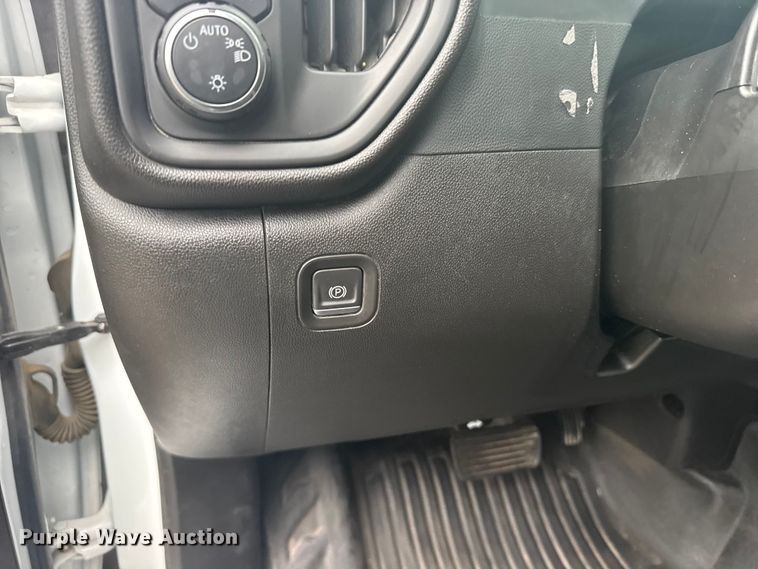 image for item FB0932 2022 Chevrolet Silverado 2500HD pickup truck