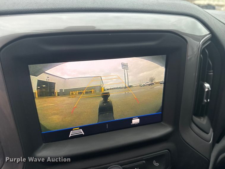 image for item FB0932 2022 Chevrolet Silverado 2500HD pickup truck