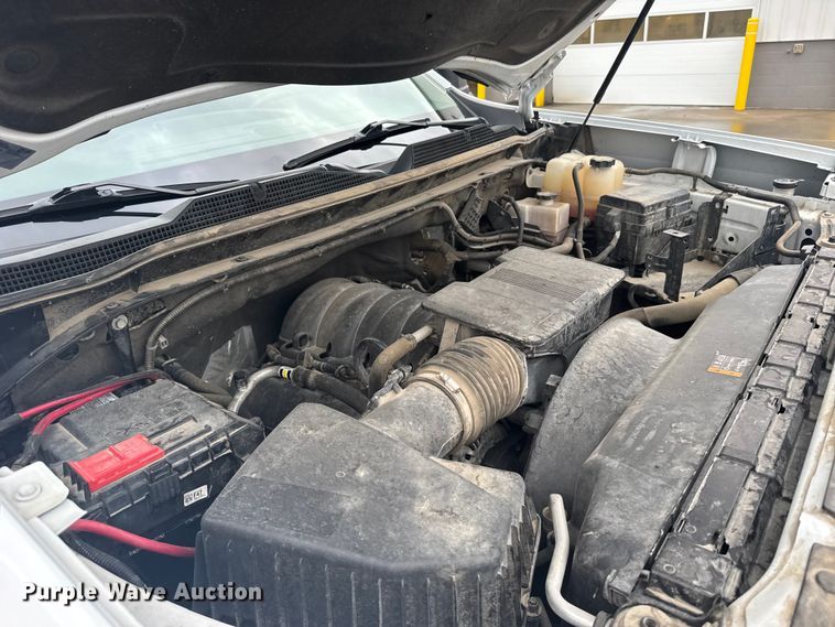 image for item FB0932 2022 Chevrolet Silverado 2500HD pickup truck