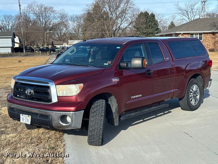 image for item FB0947 2010 Toyota Tundra Crew Cab pickup truck
