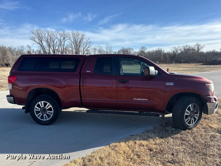 image for item FB0947 2010 Toyota Tundra Crew Cab pickup truck