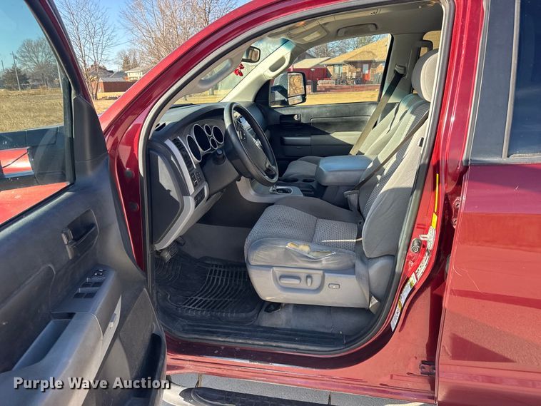 image for item FB0947 2010 Toyota Tundra Crew Cab pickup truck