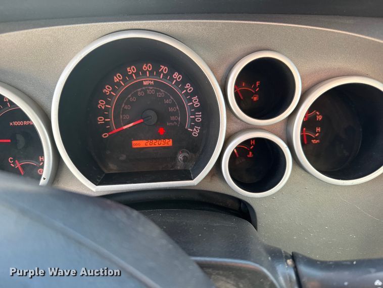 image for item FB0947 2010 Toyota Tundra Crew Cab pickup truck