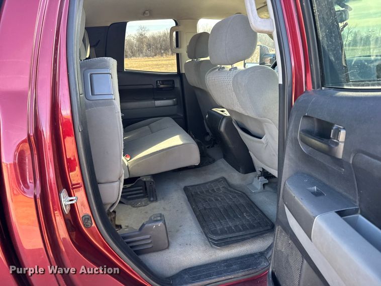 image for item FB0947 2010 Toyota Tundra Crew Cab pickup truck